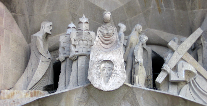 Fassade Sagrada Familia Leidensweg